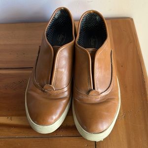 Bass Brown Leather Sneakers Size 7 Slip On